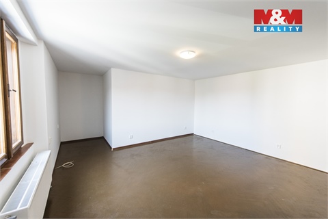 Pronájem bytu 3+1, 98 m² - 8