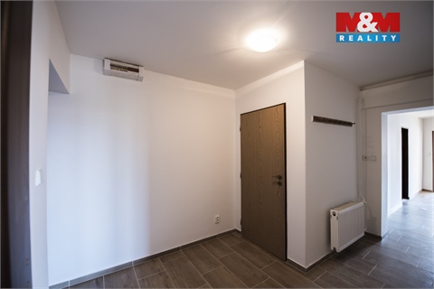Pronájem bytu 3+1, 98 m² 12