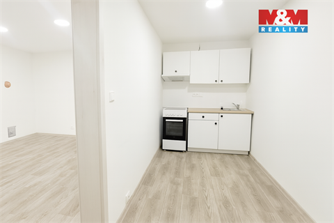 Pronájem bytu 1+1, 60 m² - 0