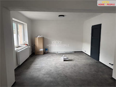 Prodej rodinného domu, 530 m² - 4