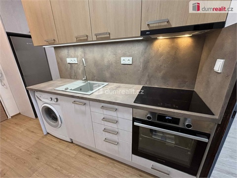 Pronájem bytu 1+1, 30 m² - 18