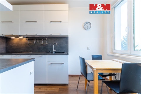 Prodej bytu 3+1, 67 m² 0