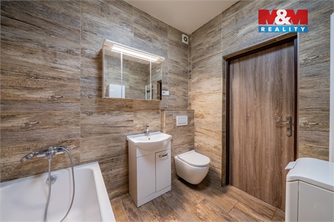 Prodej rodinného domu, 180 m² 8