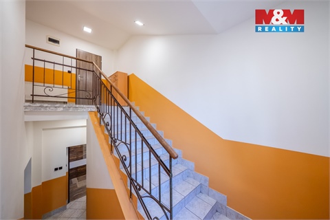 Prodej rodinného domu, 180 m² - 12