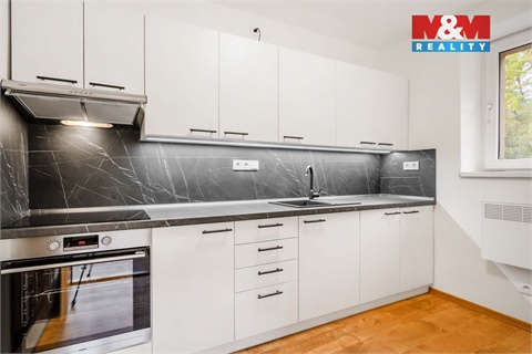 Pronájem bytu 3+1, 70 m² - 0