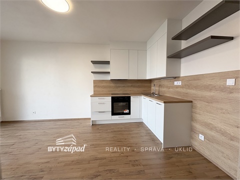 Pronájem bytu 2kk, 55 m² - 0