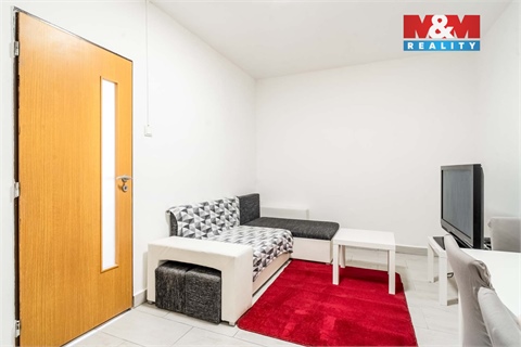 Pronájem bytu 2+1, 35 m² 2