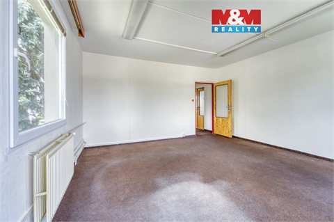 Pronájem kanceláře, 205 m² 0
