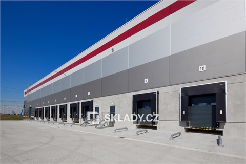 Pronájem skladu / haly, 2 765 m² 0