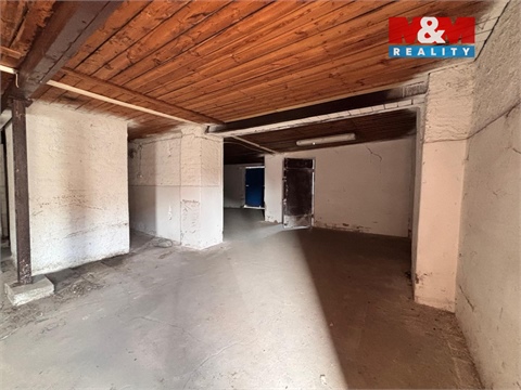 Pronájem skladu / haly, 144 m² 2