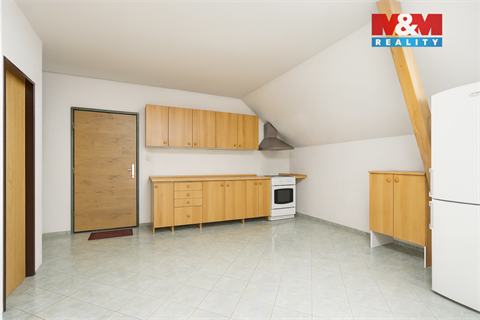 Prodej rodinného domu, 199 m² - 8