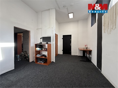 Pronájem obchodních prostor, 56 m² 2