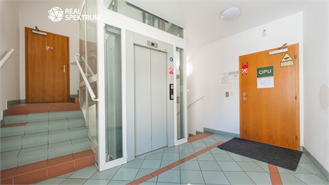 Prodej činžovního domu, 915 m² - 2
