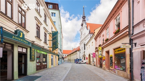 Prodej činžovního domu, 915 m² 0