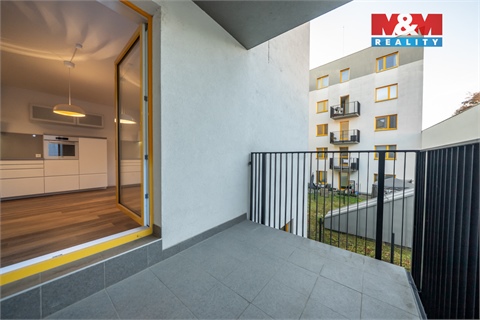 Prodej bytu 2kk, 68 m² 22