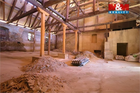 Prodej komerčního objektu, 5 010 m² 6