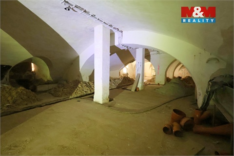 Prodej komerčního objektu, 5 010 m² - 8