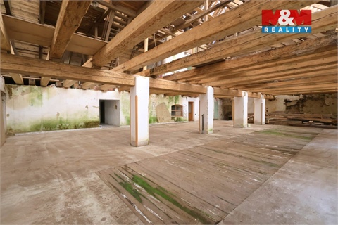 Prodej komerčního objektu, 5 010 m² 14