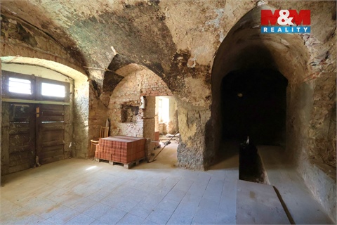 Prodej komerčního objektu, 5 010 m² - 10