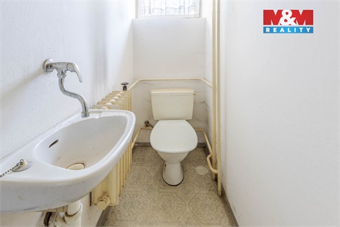 Prodej rodinného domu, 150 m² - 6