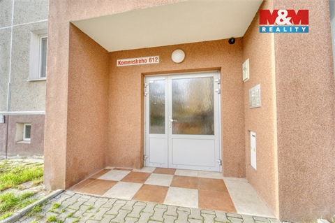 Pronájem bytu 1+1, 39 m² 12