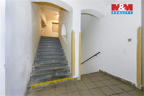 Prodej rodinného domu, 300 m² 12