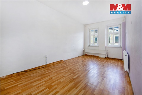 Prodej rodinného domu, 300 m² 18