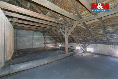 Prodej rodinného domu, 300 m² - 14