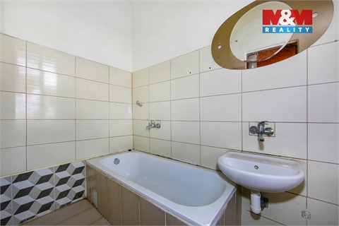 Prodej rodinného domu, 300 m² 22