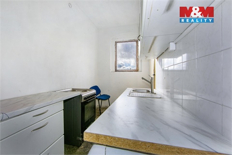 Prodej rodinného domu, 300 m² 16