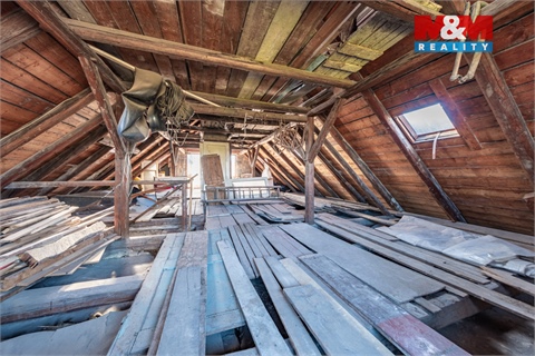 Prodej rodinného domu, 200 m² - 2