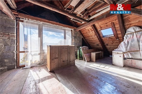 Prodej rodinného domu, 200 m² 12