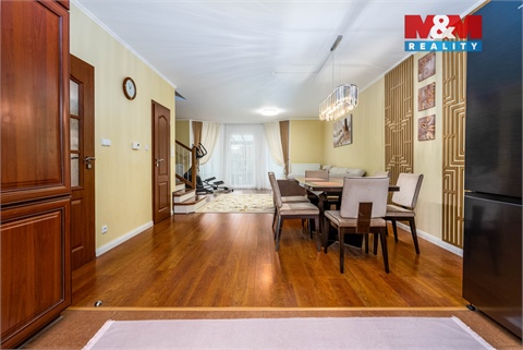 Prodej rodinného domu, 150 m² - 14