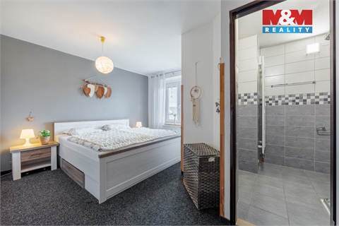 Prodej bytu 4+1, 93 m² - 2