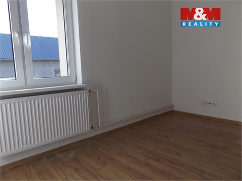 Pronájem bytu 1+1, 28 m² 8