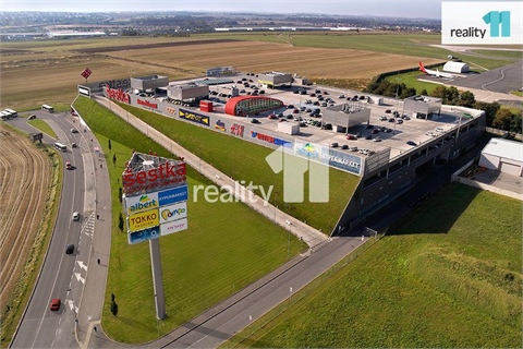 Pronájem bytu 3kk, 56 m² 28