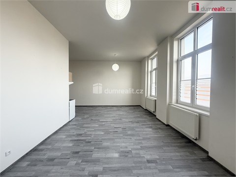 Pronájem bytu 2kk, 83 m² 2