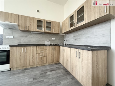 Pronájem bytu 2kk, 83 m² 0