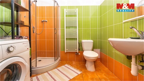 Prodej rodinného domu, 480 m² 12