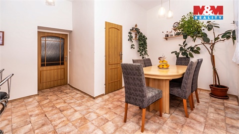 Prodej rodinného domu, 480 m² - 4