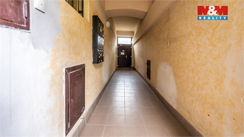 Prodej rodinného domu, 480 m² - 18