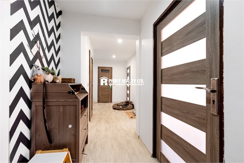 Prodej bytu 4+1, 83 m² - 0