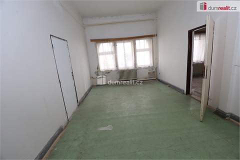 Prodej komerčního objektu, 1 000 m² 16