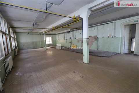 Prodej komerčního objektu, 1 000 m² 2