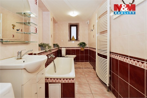 Prodej rodinného domu, 108 m² - 2