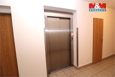 Pronájem bytu 1kk, 29 m² 10