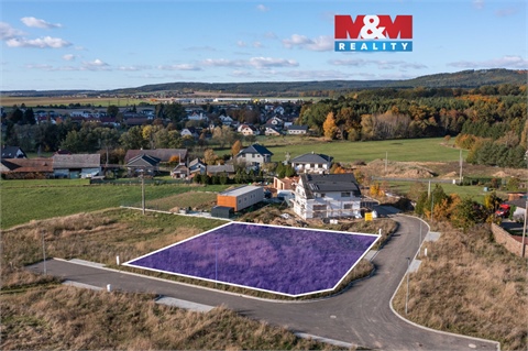 Prodej stavebního pozemku, 882 m² 0