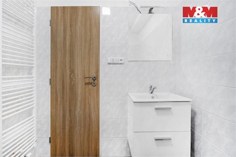 Pronájem bytu 1kk, 30 m² - 14