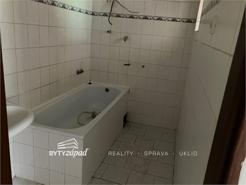 Prodej bytu 2kk, 41 m² - 2