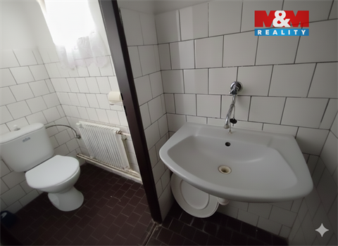 Pronájem obchodních prostor, 400 m² - 0